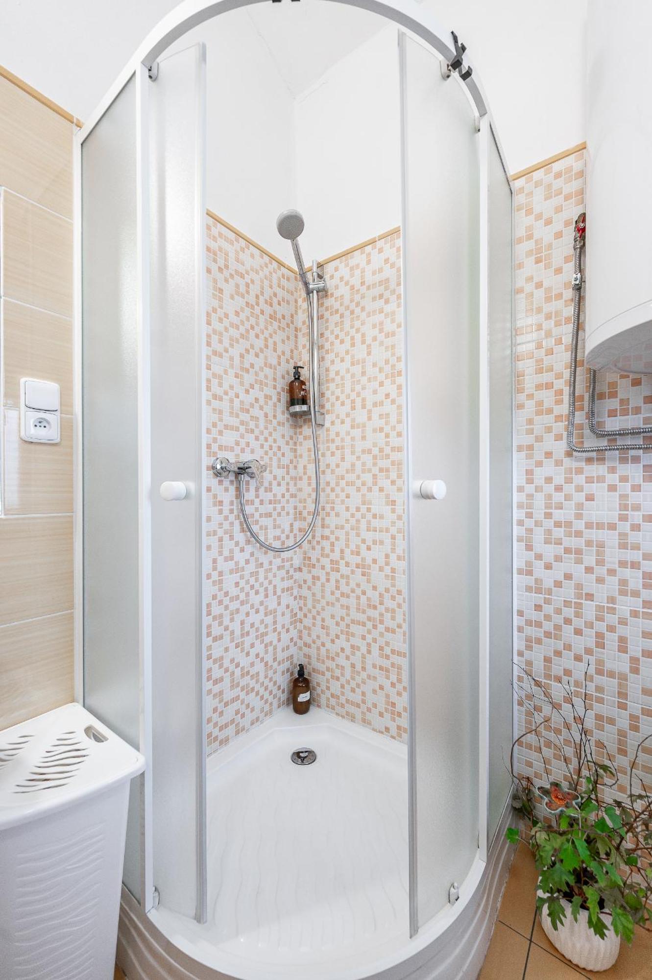 2 Room Flat Hlavna Kosice With Parking Exterior photo